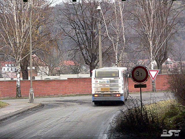 Kliknut�m okno zav�ete